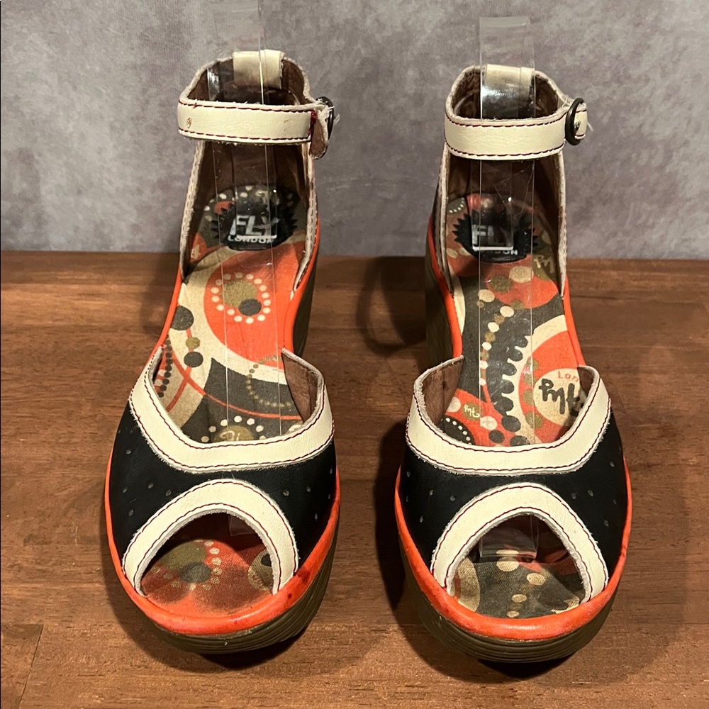 Fly London Black and Red Peep Toe Mary Jane Wedges size 39/8.5 - Picture 4 of 9